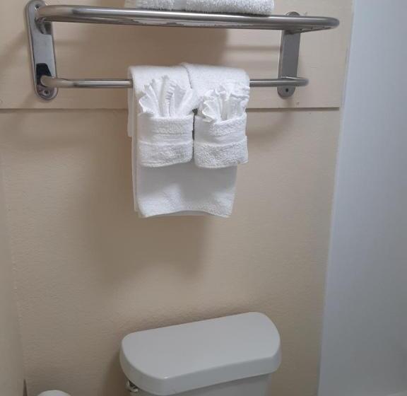 Номер Стандарт, Hole Inn The Wall Hotel   Fort Walton Beach   Sunset Plaza   Nearby Beaches & Hurlburt