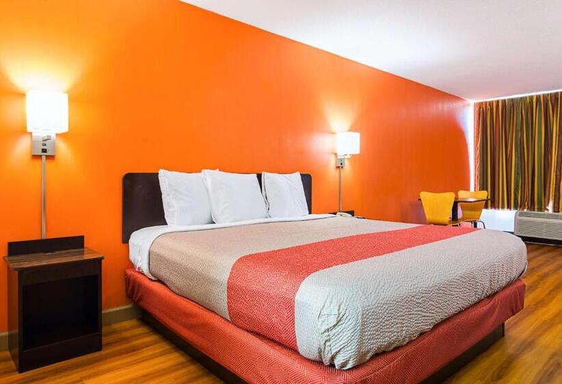 Номер Deluxe Кровать Кинг, Motel 6 Cleveland, Tn