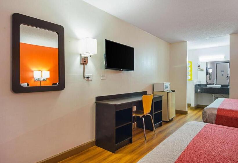 Номер Стандарт, Motel 6 Cleveland, Tn