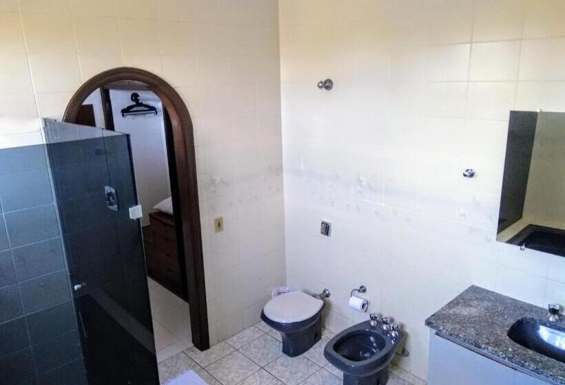 חדר לארבעה סטנדרטי עם מרפסת, Casa Da Edna