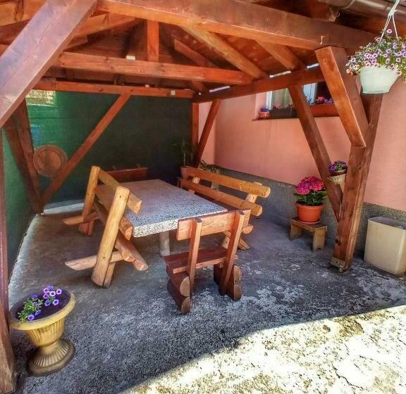 آپارتمان 1 خوابه, Guest House Bosnian House