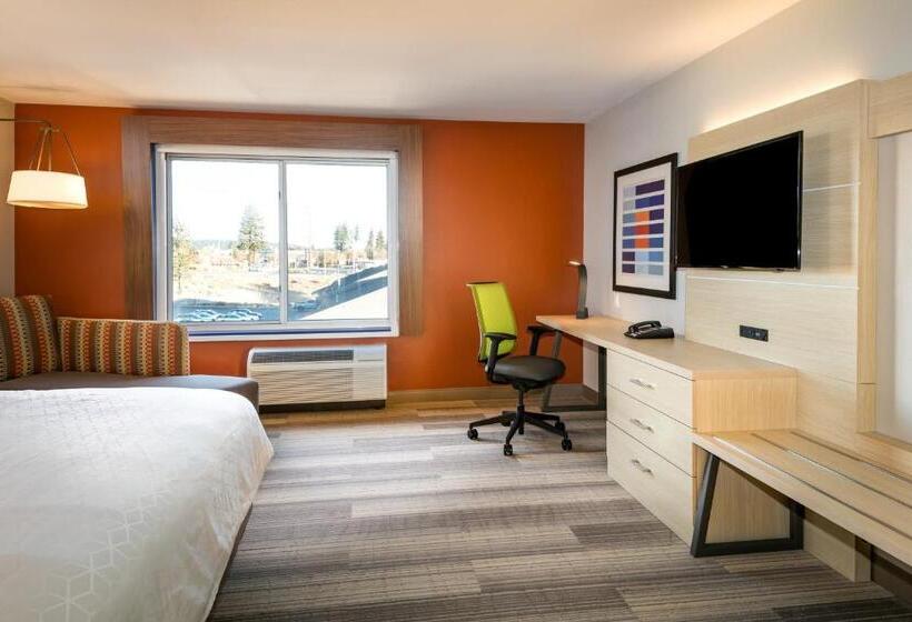 适合残疾人士使用的带超级大床的标准间, Holiday Inn Express & Suites   Bend South, An Ihg