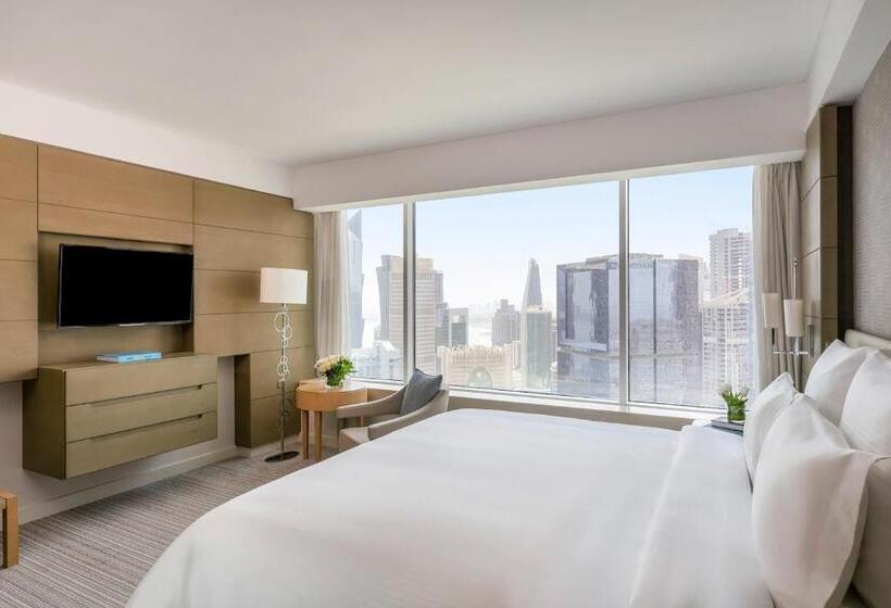 اتاق سوپریور با تخت بزرگ, Pullman Doha West Bay