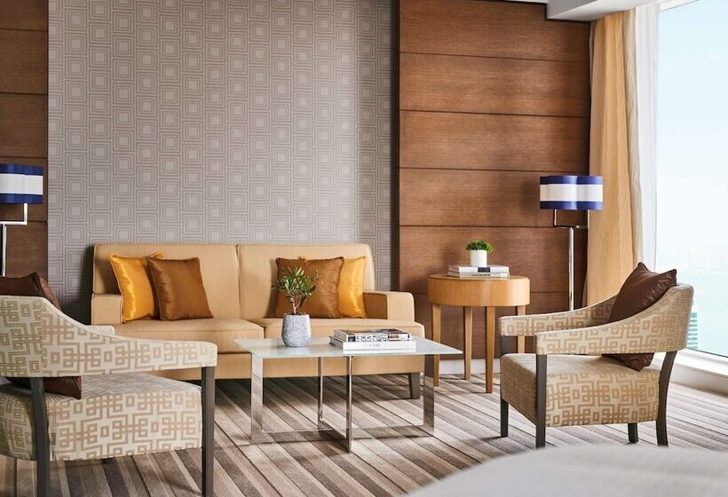 اتاق لوکس با تخت بزرگ, Pullman Doha West Bay