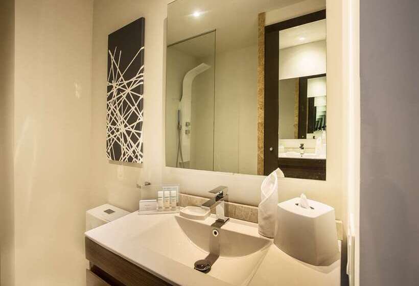 سوئیت با تخت بزرگ, Hampton By Hilton David