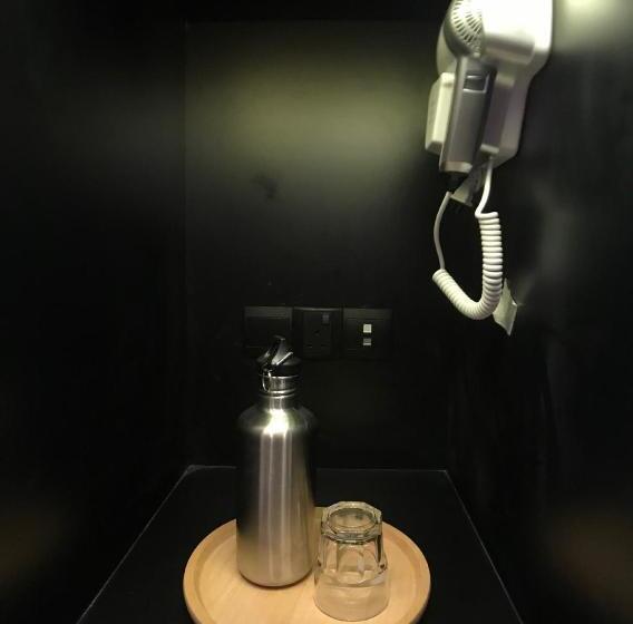 스탠다드 싱글 룸, Kooning   Hostel