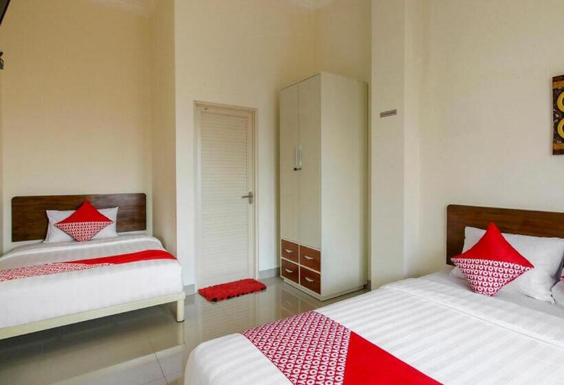 Семейный Номер, Oyo 3314 Syariah House