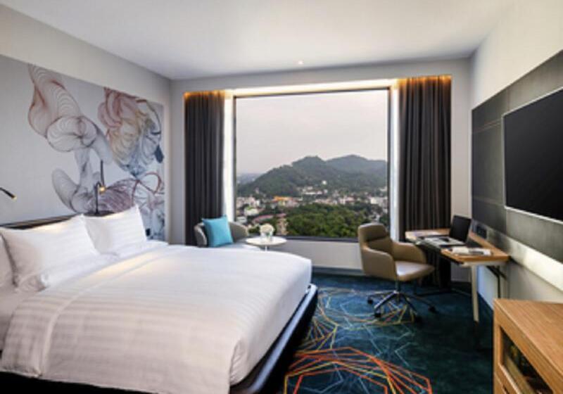 اتاق سوپریور با تخت بزرگ, Novotel Marina Sriracha