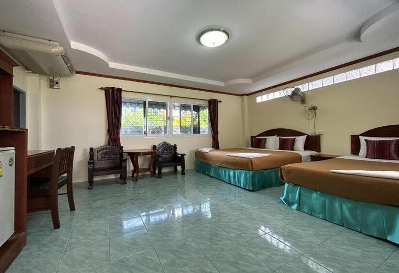 اتاق خانوادگی, Me Mee Place & Tour Krabi