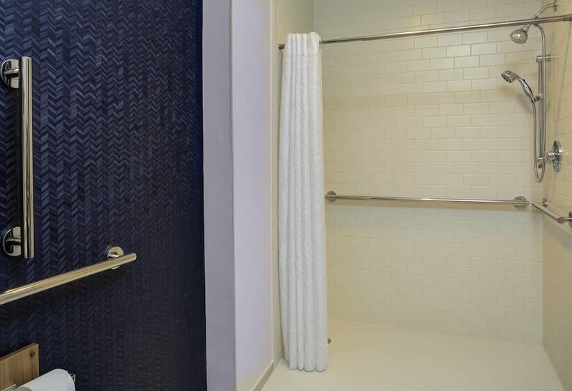 اتاق استاندارد با 2 تخت دوبل, Fairfield Inn & Suites By Marriott Virginia Beach Oceanfront