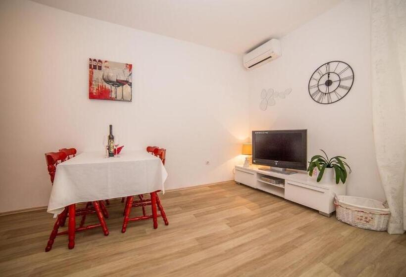 آپارتمان 1 خوابه, Apartments Milas