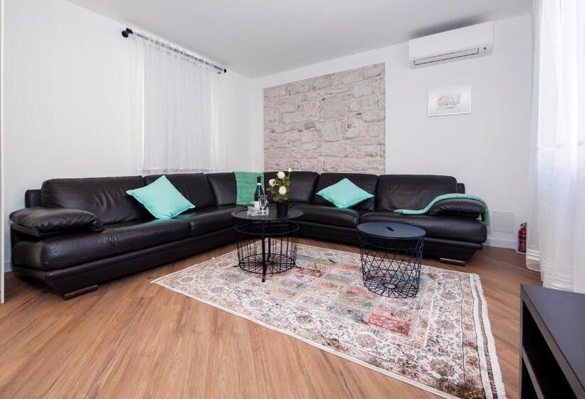 آپارتمان دوبلکس 1 خوابه, Riva Residence