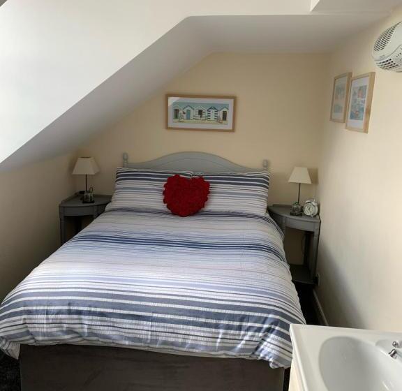 Полулюкс, Letchworth Guest House