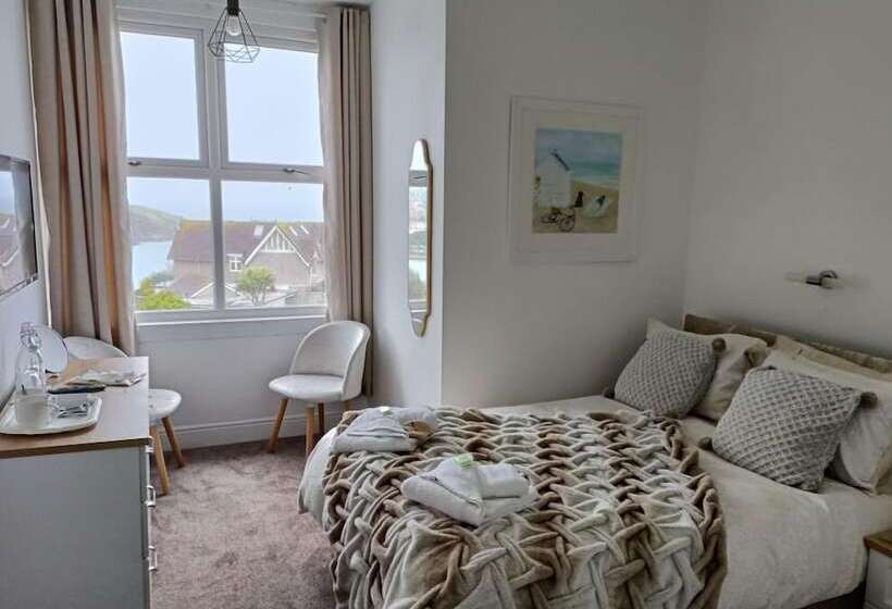 Номер Стандарт Вид на Море, Tregella Guest House