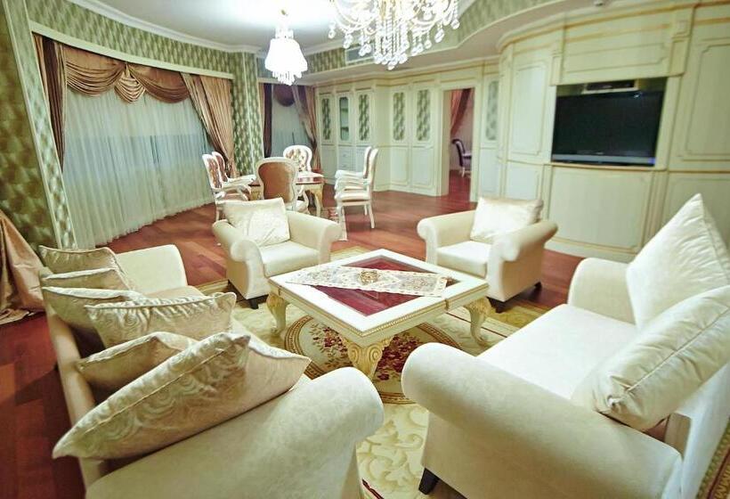 سوئیت با تخت بزرگ, Duzdag