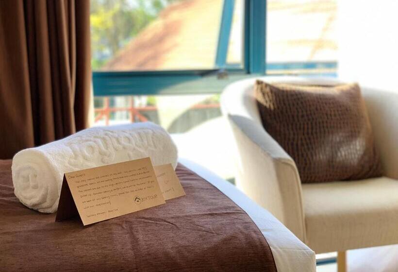 Апартаменты Superior 1 Спальня, Bush Inn Court Motel