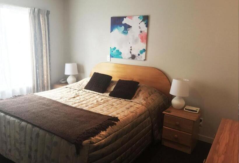 Апартаменты 2 Спальни, Bush Inn Court Motel