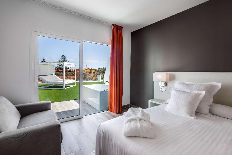 Quarto Deluxe, Barcelo Corralejo Sands