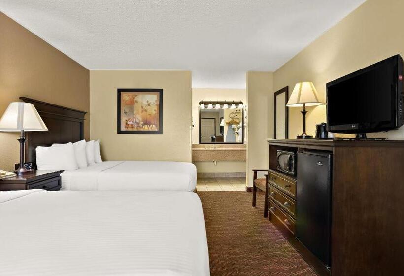 Номер Стандарт 2 Двуспальные Кровати, Best Western Center Pointe Inn