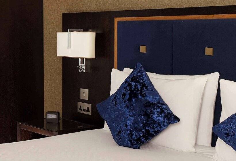 اتاق استاندارد, Doubletree By Hilton Hotel Woking