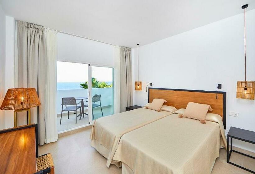 Triple Room Sea View, Fergus Conil Park