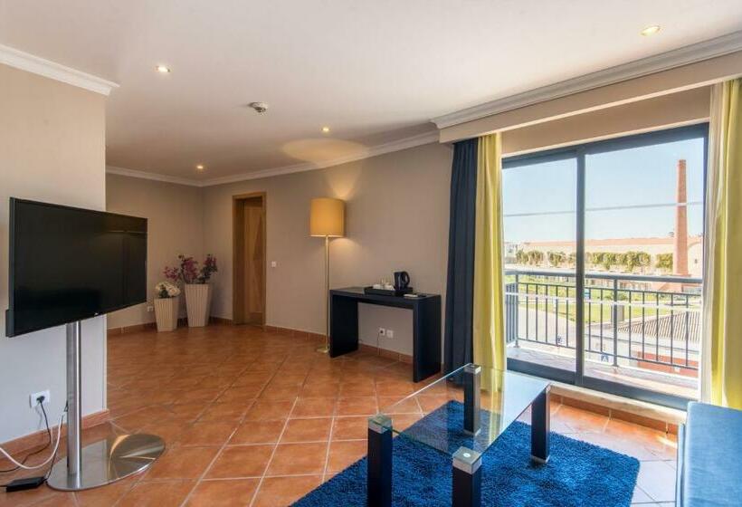 سوییت جونیور, Vila Gale Tavira