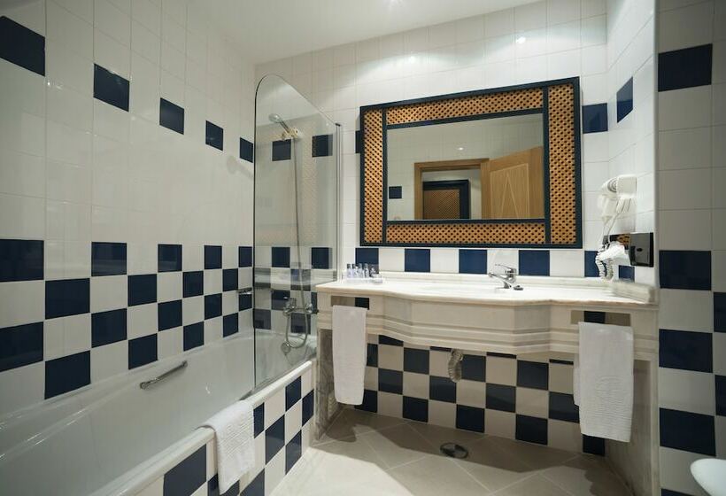 سوییت جونیور, Vila Gale Tavira