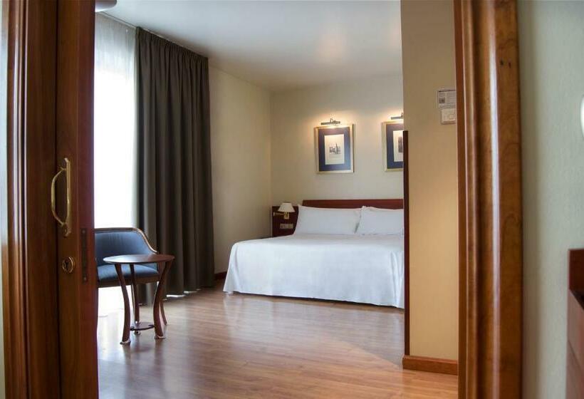 سوییت جونیور, Zentral Gijon Rey Pelayo