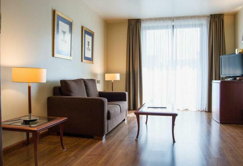 سوییت جونیور, Zentral Gijon Rey Pelayo