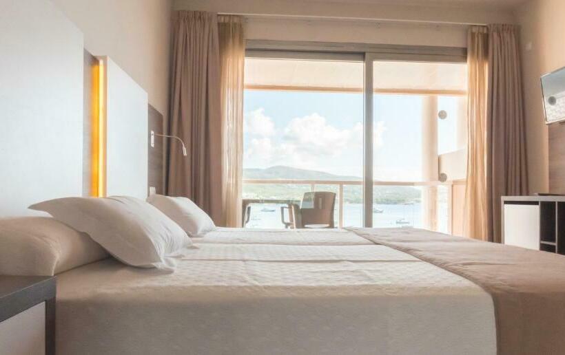 Семейный Номер Вид на Море, Seramar Hotel Comodoro Playa