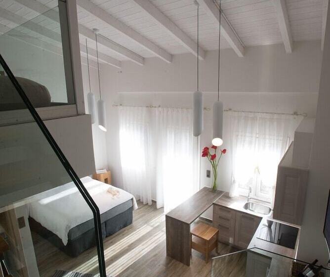 스탠다드 스튜디오, Villa Vilielmini