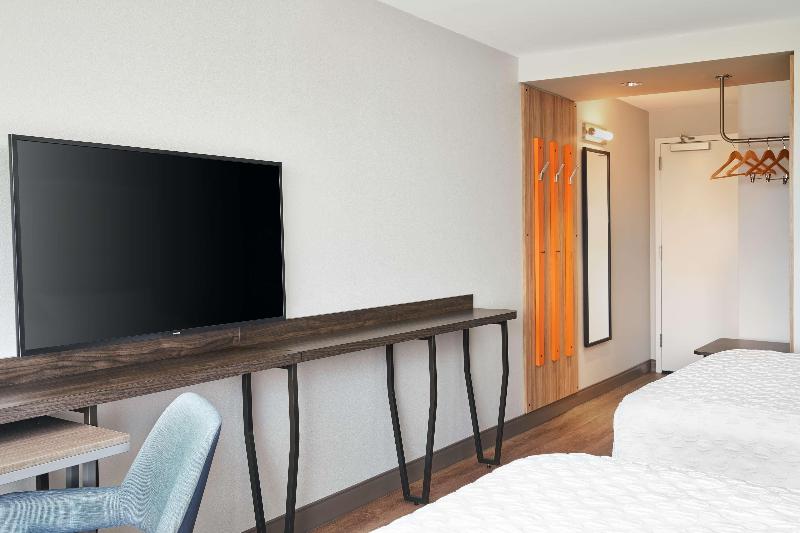 Номер Стандарт Адаптированный для Инвалидов, Tru By Hilton Ft. Lauderdale Airport