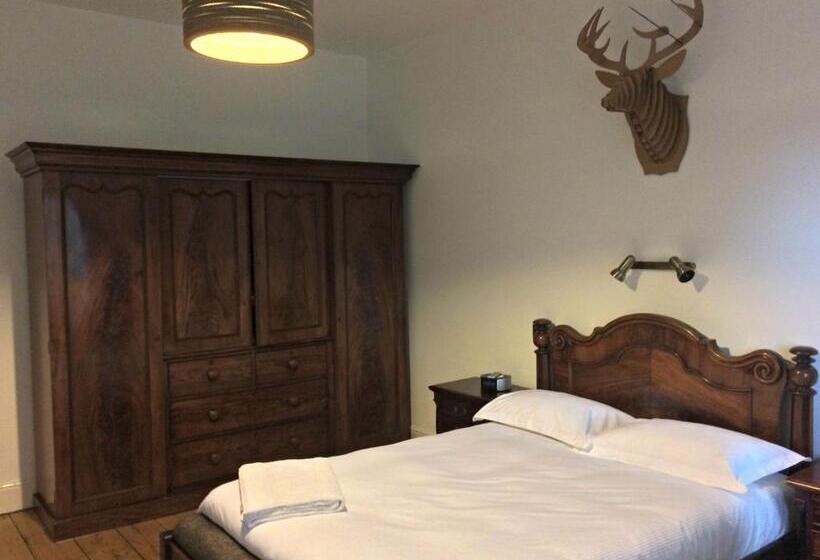 Номер Deluxe, Walltree House