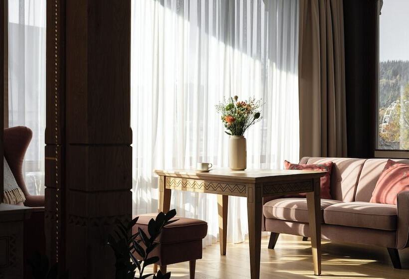 Номер Deluxe Вид на Горы, Aparthotel Cristina