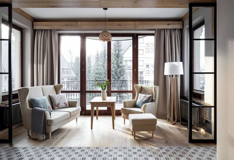 Номер Deluxe Вид на Горы, Aparthotel Cristina