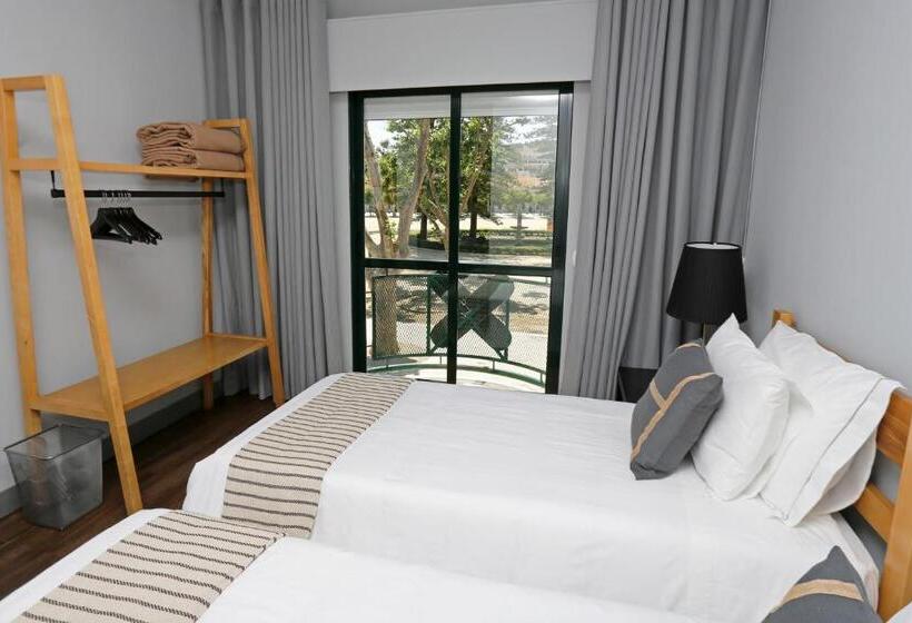 اتاق استاندارد با سرویس بهداشتی مشترک, Hi Setubal Pousada De Juventude   Hostel