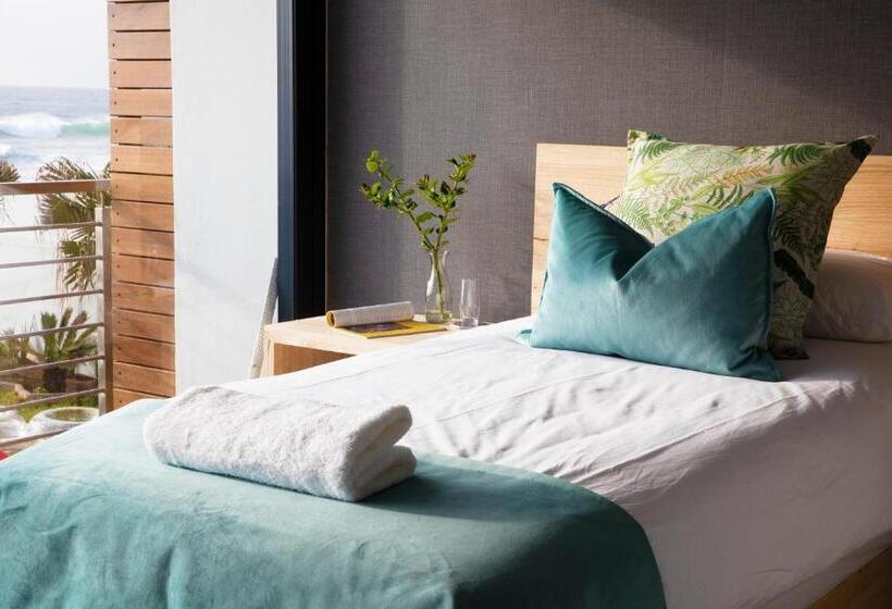 غرفة قياسية مطلّة علي البحر مزوَّدة بشُرفة, North Star Micro