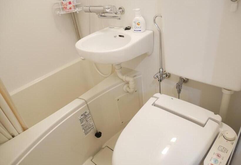 Quarto Triplo Estandar, Tokyo Shinjukutei Hotel Asahi Gruop 東京新宿亭ホテル