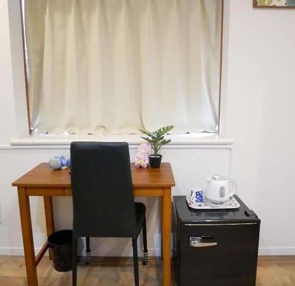 Quarto Deluxe Individual, Tokyo Shinjukutei Hotel Asahi Gruop 東京新宿亭ホテル