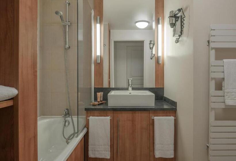 1 Bedroom Apartment River View, Citadines Saintgermaindespres Paris
