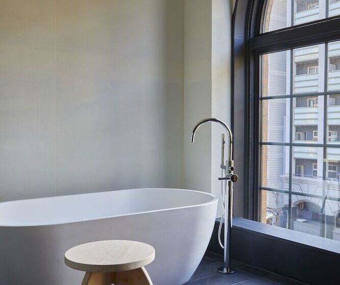 اتاق استاندارد با تخت بزرگ, Ace Hotel Kyoto