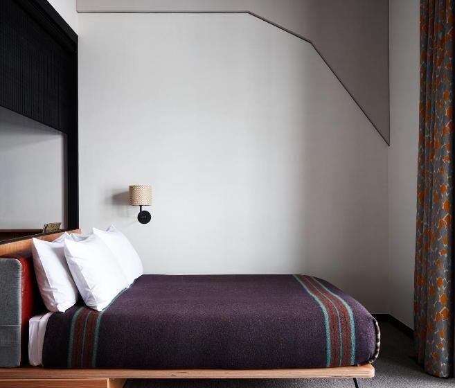 اتاق استاندارد, Ace Hotel Kyoto