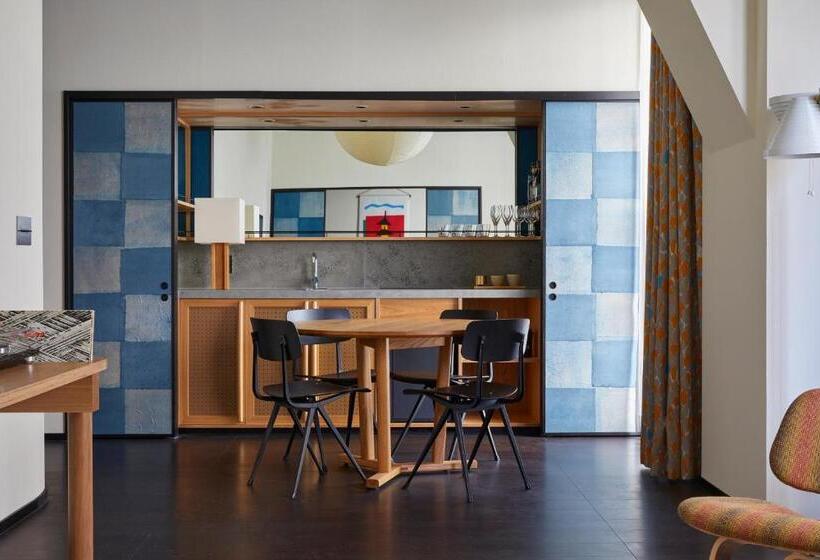 سوییت, Ace Hotel Kyoto