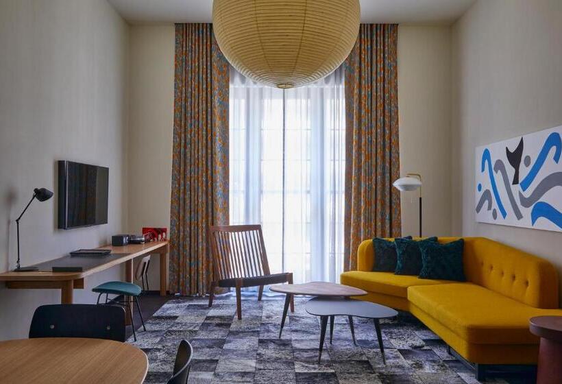 سوییت, Ace Hotel Kyoto