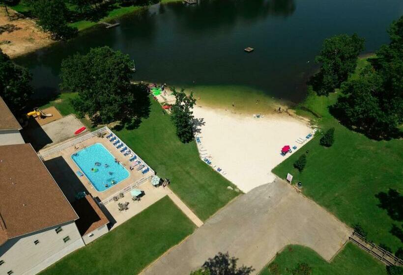 1 Bedroom Apartment Lake View, Crown Lake Resort & Spa