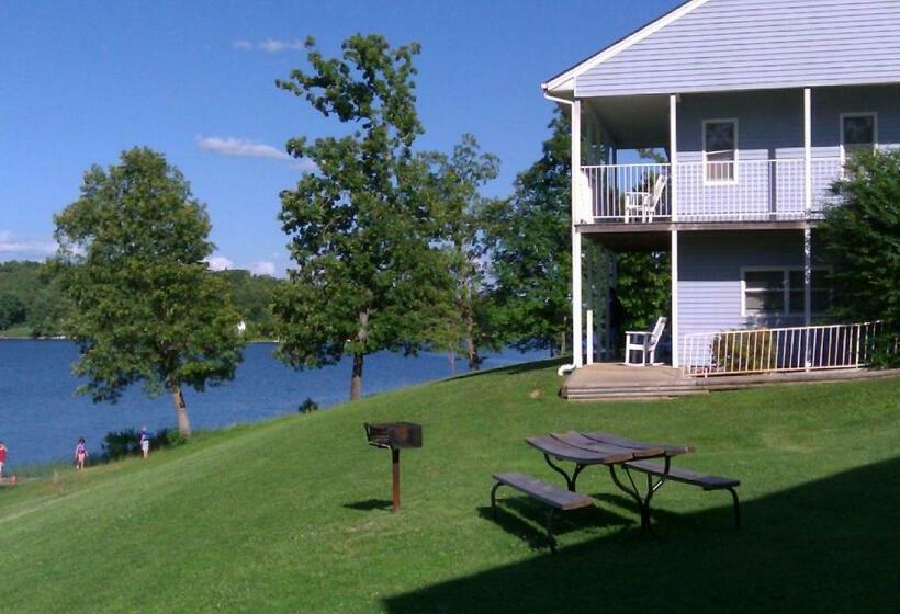1 Bedroom Apartment Lake View, Crown Lake Resort & Spa