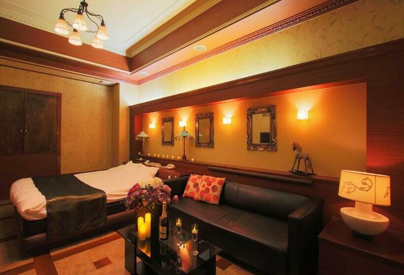 اتاق استاندارد با تخت بزرگ, Gig