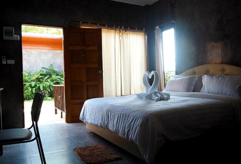Номер Deluxe с Балконом, Nawiengkae Riverview Resort