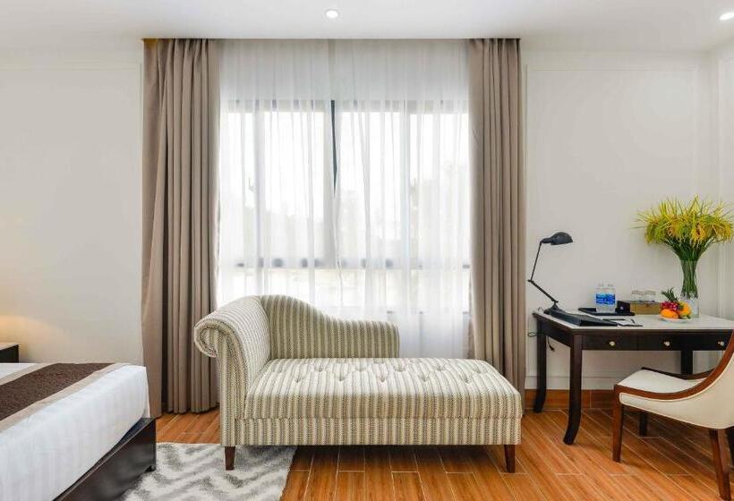 اتاق لوکس با چشم‌انداز دریا, Seaside Boutique Resort Quy Nhon