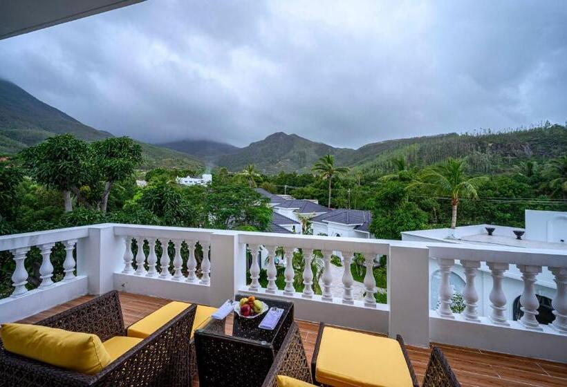 استودیوی استاندارد با چشم‌انداز دریا, Seaside Boutique Resort Quy Nhon